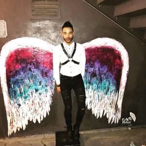 Meet your Posher, Nigel